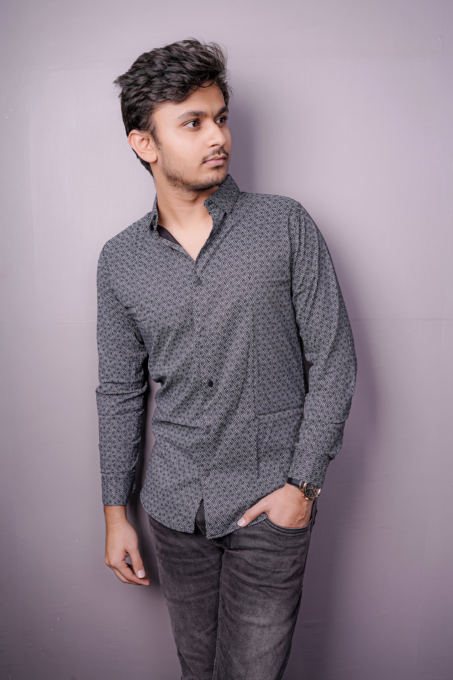 Men’s Black & Grey Geometric Patterned Shirt – Premium Cotton Blend