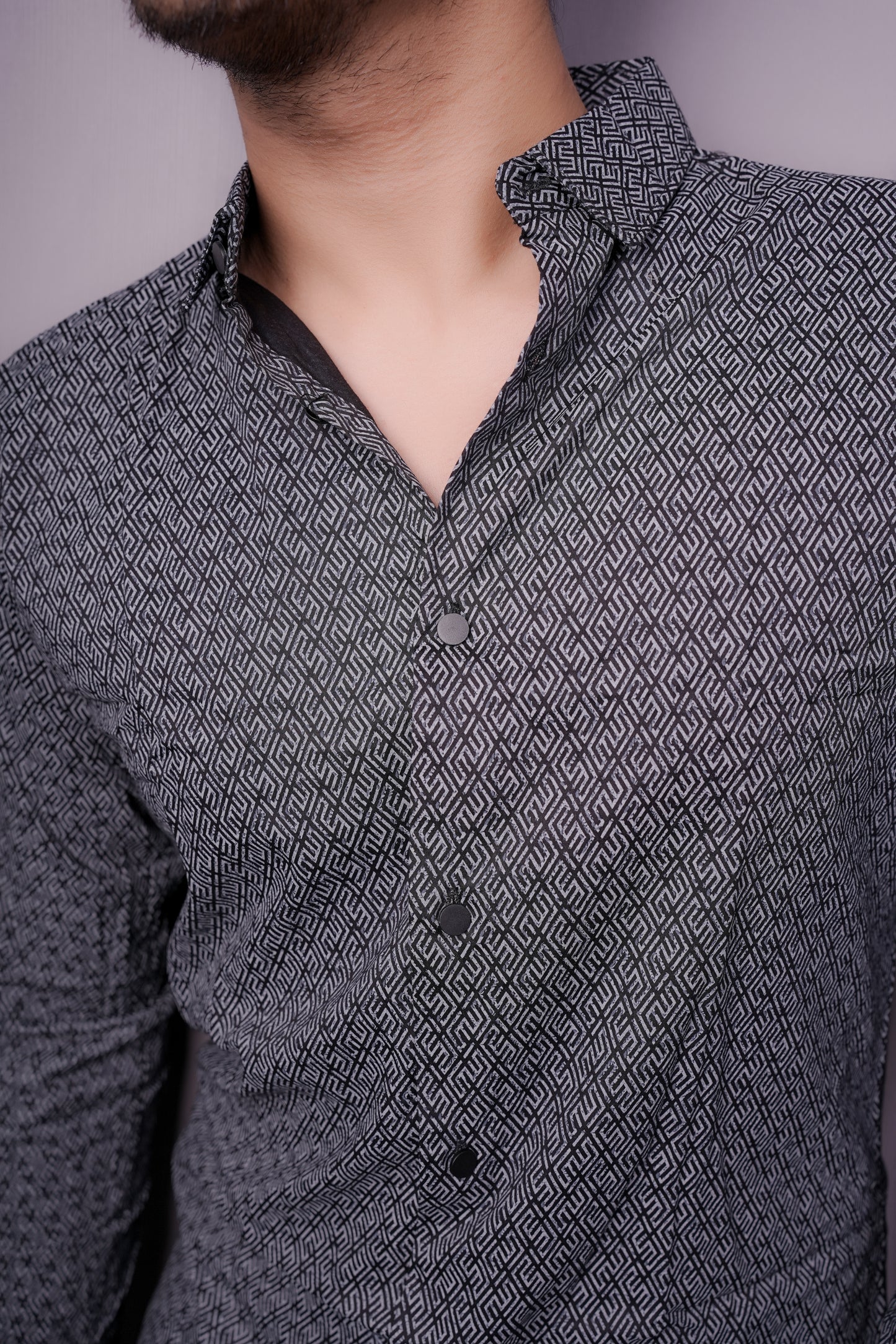 Men’s Black & Grey Geometric Patterned Shirt – Premium Cotton Blend