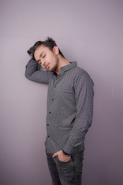 Men’s Black & Grey Geometric Patterned Shirt – Premium Cotton Blend