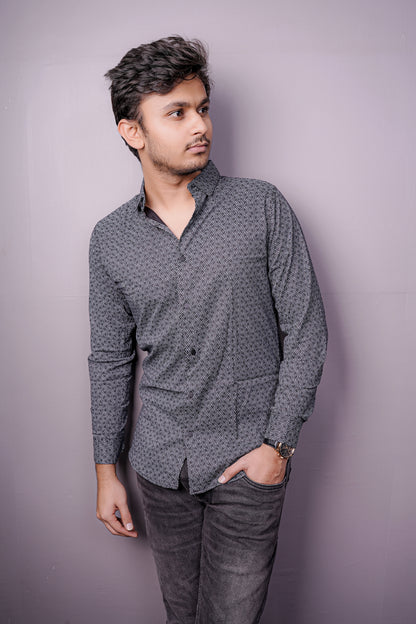 Men’s Black & Grey Geometric Patterned Shirt – Premium Cotton Blend